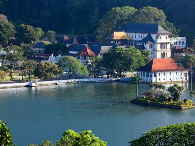 2Sri-Lanka-Kandy-Dalada-Maligawa-Temple-of-the-Tooth